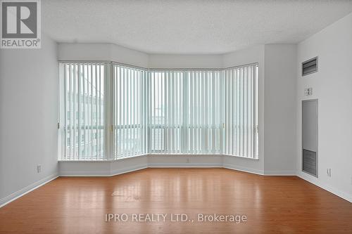 Ph208 - 11 Lee Centre Drive, Toronto (Woburn), ON - Indoor Photo Showing Other Room