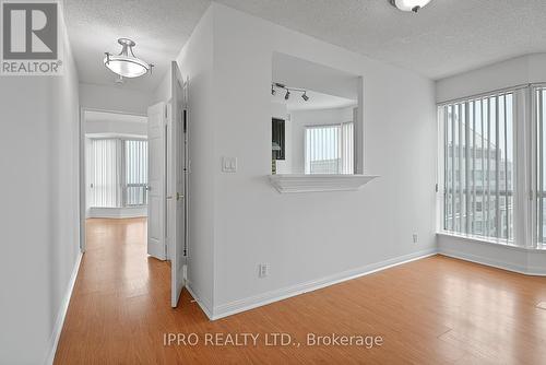 Ph208 - 11 Lee Centre Drive, Toronto (Woburn), ON - Indoor Photo Showing Other Room