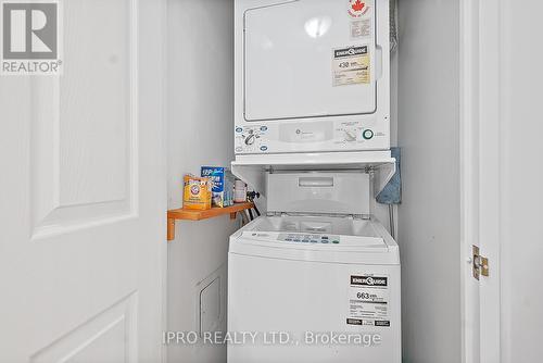 Ph208 - 11 Lee Centre Drive, Toronto (Woburn), ON - Indoor Photo Showing Laundry Room