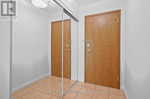 Ph208 - 11 Lee Centre Drive, Toronto (Woburn), ON - Indoor Photo Showing Other Room