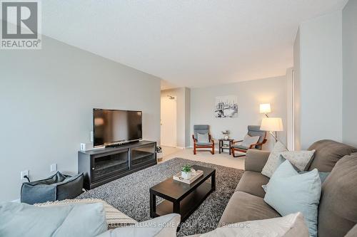 505 - 45 Westmount Road N, Waterloo, ON - Indoor Photo Showing Living Room