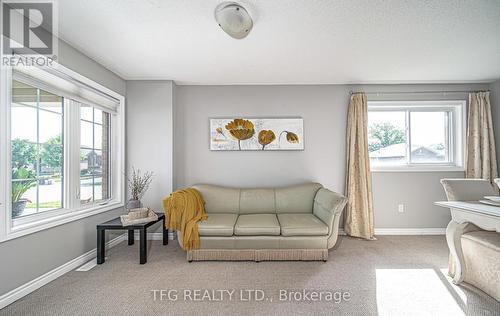 2 Manchester Court, Trent Hills (Hastings), ON - Indoor Photo Showing Living Room