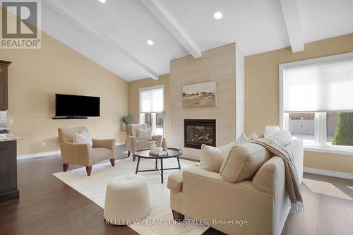 3447 Morgan Crescent, London, ON - Indoor Photo Showing Kitchen With Double Sink