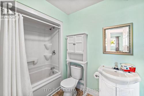 39 O'Brien Street, Marmora And Lake, ON - Indoor Photo Showing Bathroom