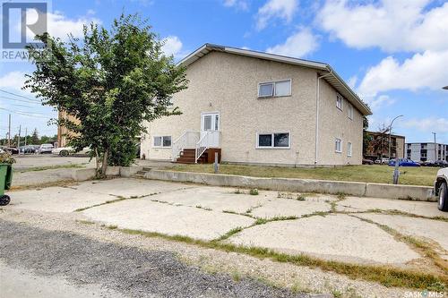 98 Froom Crescent, Regina, SK - Outdoor