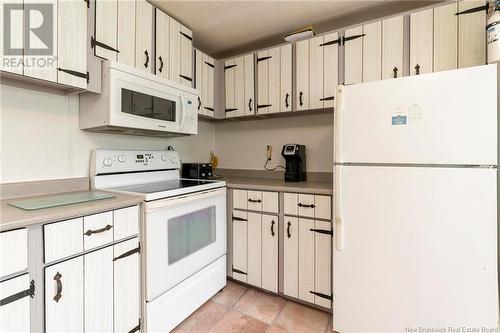 215 Passekeag Road, Passekeag, NB - Indoor Photo Showing Kitchen