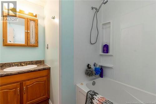 215 Passekeag Road, Passekeag, NB - Indoor Photo Showing Bathroom