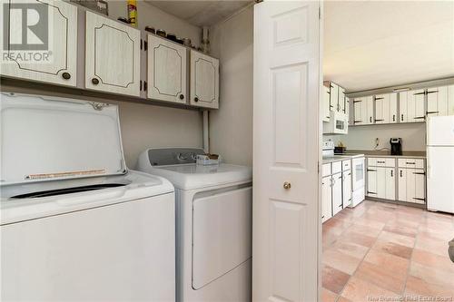 215 Passekeag Road, Passekeag, NB - Indoor Photo Showing Laundry Room