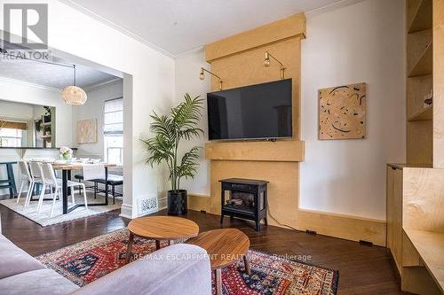 385 Herkimer Street, Hamilton (Kirkendall), ON - Indoor Photo Showing Living Room With Fireplace