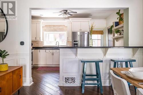 385 Herkimer Street, Hamilton (Kirkendall), ON - Indoor Photo Showing Kitchen