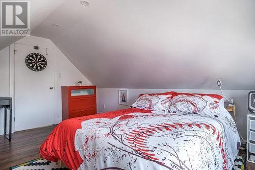 385 Herkimer Street, Hamilton (Kirkendall), ON - Indoor Photo Showing Bedroom