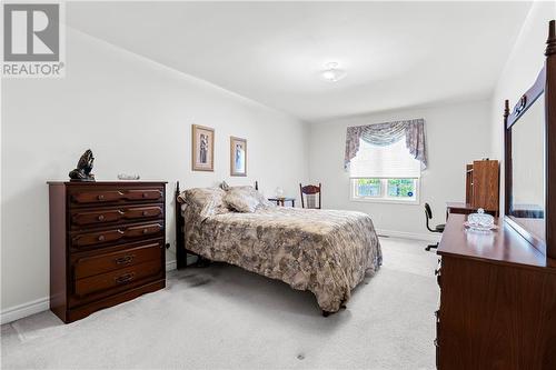 1089 Bridlewood Drive, Brockville, ON - Indoor Photo Showing Bedroom