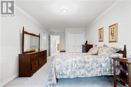 1089 Bridlewood Drive, Brockville, ON - Indoor Photo Showing Bedroom