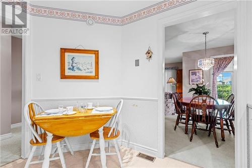 1089 Bridlewood Drive, Brockville, ON - Indoor Photo Showing Dining Room