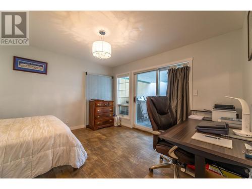 805 Comox Street Unit# 143, Penticton, BC - Indoor Photo Showing Bedroom