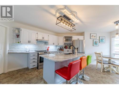 805 Comox Street Unit# 143, Penticton, BC - Indoor Photo Showing Kitchen