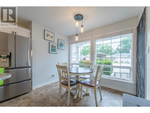 805 Comox Street Unit# 143, Penticton, BC - Indoor Photo Showing Dining Room