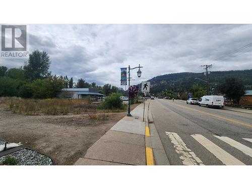 1800 Vernon Street, Lumby, BC 