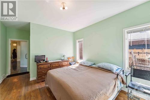 primary on main - 1075 Normandy Crescent, Ottawa, ON - Indoor Photo Showing Bedroom