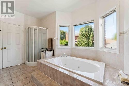 primary ensuite, jet tub - 1075 Normandy Crescent, Ottawa, ON - Indoor Photo Showing Bathroom