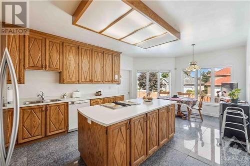 1075 Normandy Crescent, Ottawa, ON - Indoor Photo Showing Kitchen With Double Sink