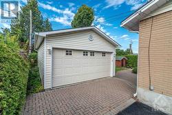 Detached Double Car Garage - 