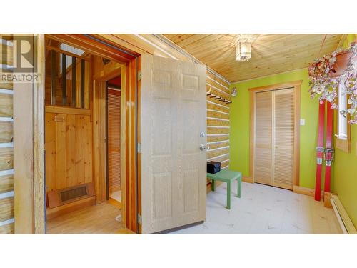 4764 Forsters Landing Road, Radium Hot Springs, BC -  Photo Showing Other Room