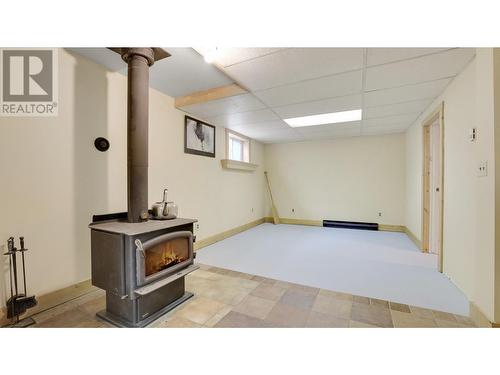 4764 Forsters Landing Road, Radium Hot Springs, BC - Indoor With Fireplace