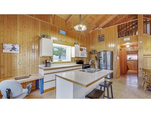 4764 Forsters Landing Road, Radium Hot Springs, BC - Indoor