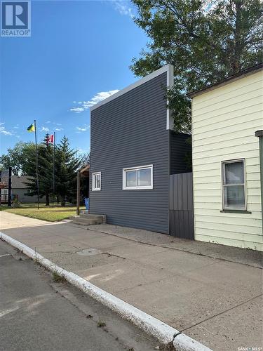 214 Main Street, Midale, SK - Outdoor