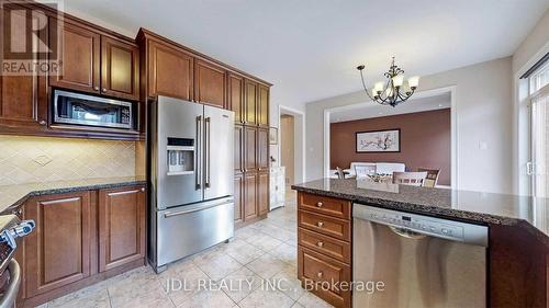 92 Princess Diana Drive, Markham, ON - Indoor Photo Showing Kitchen