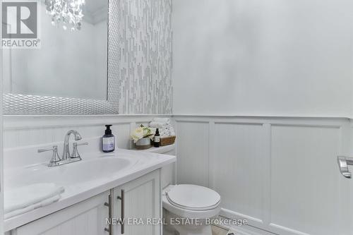 5 Sibella Way, Vaughan, ON - Indoor Photo Showing Bathroom