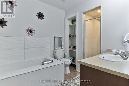 5 Sibella Way, Vaughan, ON - Indoor Photo Showing Dining Room