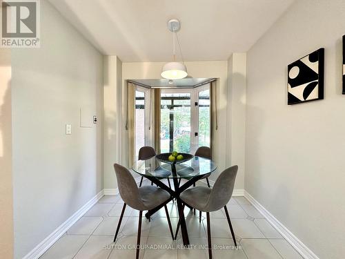 273 Spring Gate Boulevard, Vaughan (Crestwood-Springfarm-Yorkhill), ON - Indoor Photo Showing Dining Room