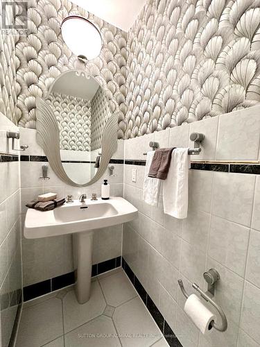 273 Spring Gate Boulevard, Vaughan (Crestwood-Springfarm-Yorkhill), ON - Indoor Photo Showing Bathroom