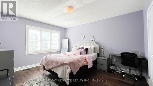 36 Roulette Crescent, Brampton, ON - Indoor Photo Showing Bedroom