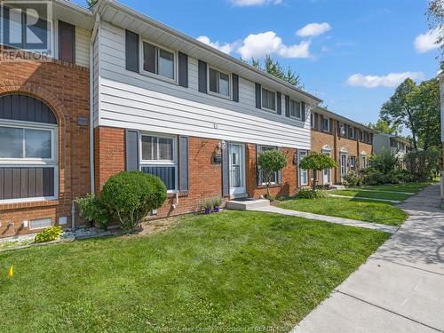 2922 Meadowbrook Lane Unit# 1, Windsor, ON - Outdoor With Facade