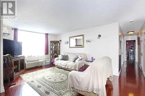 510 - 2835 Islington Avenue, Toronto (Humber Summit), ON - Indoor Photo Showing Living Room