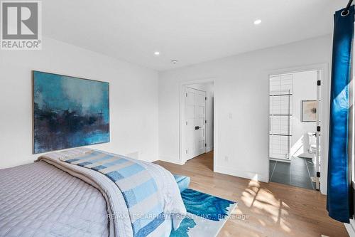 928 Glen Acres Court, Burlington, ON - Indoor Photo Showing Bedroom