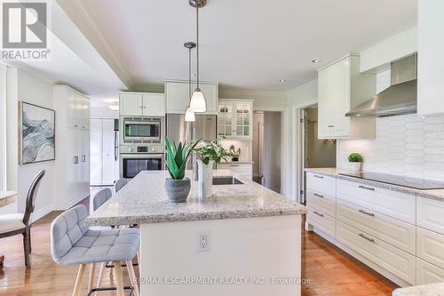 2501 #1 Side Road, Burlington, ON - Indoor Photo Showing Kitchen With Upgraded Kitchen