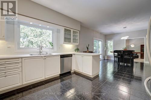 1505 Indian Road, Mississauga (Lorne Park), ON - Indoor Photo Showing Kitchen With Double Sink