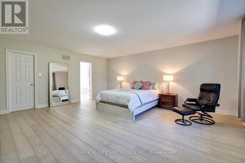 1505 Indian Road, Mississauga (Lorne Park), ON - Indoor Photo Showing Bedroom