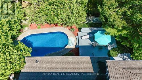 1505 Indian Road, Mississauga (Lorne Park), ON - Outdoor With In Ground Pool