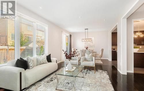 255 Cochrane Terrace, Milton, ON - Indoor Photo Showing Living Room