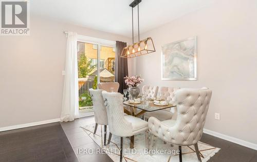 255 Cochrane Terrace, Milton, ON - Indoor Photo Showing Dining Room