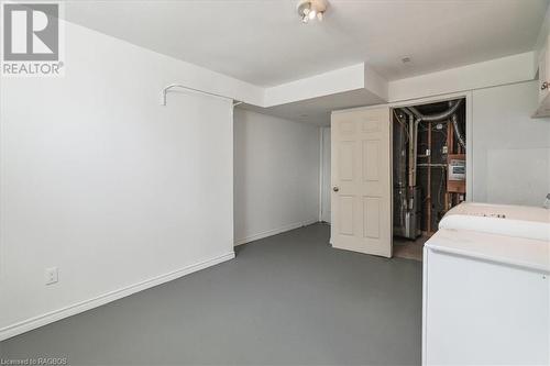 1165 13Th Avenue E, Owen Sound, ON - Indoor Photo Showing Laundry Room