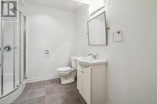 1165 13Th Avenue E, Owen Sound, ON - Indoor Photo Showing Bathroom