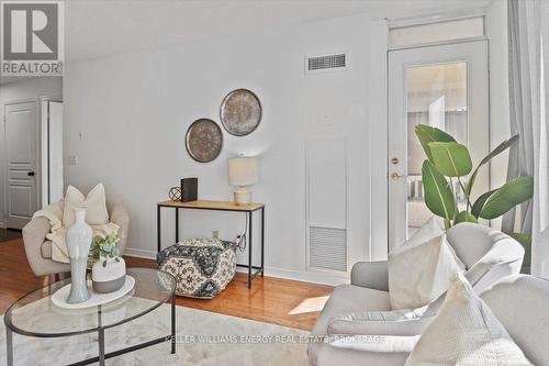 1204 - 55 Harrison Garden Boulevard, Toronto (Willowdale East), ON - Indoor Photo Showing Living Room