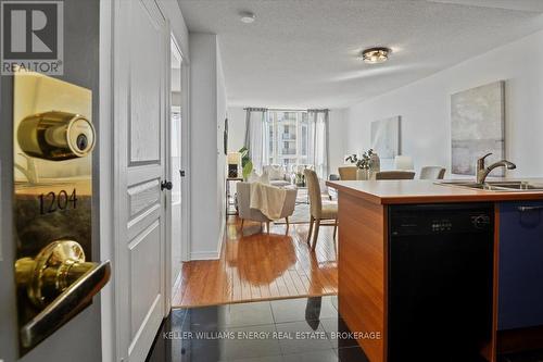 1204 - 55 Harrison Garden Boulevard, Toronto (Willowdale East), ON - Indoor Photo Showing Kitchen With Double Sink