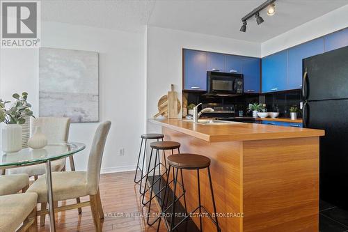 1204 - 55 Harrison Garden Boulevard, Toronto (Willowdale East), ON - Indoor Photo Showing Dining Room